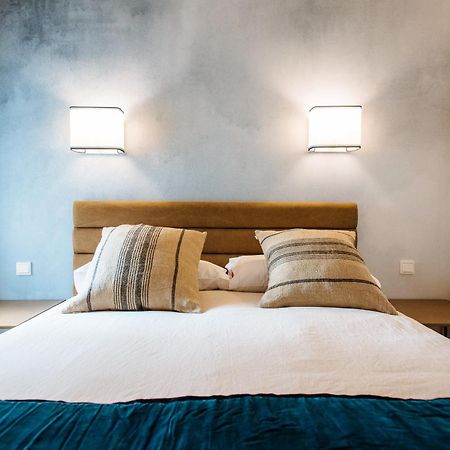 R26 Suites Sevilla Δωμάτιο φωτογραφία