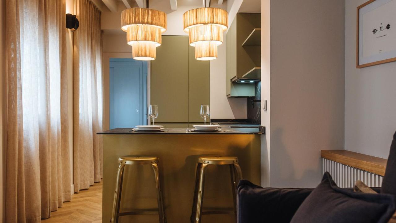 R26 Suites Sevilla Εξωτερικό φωτογραφία