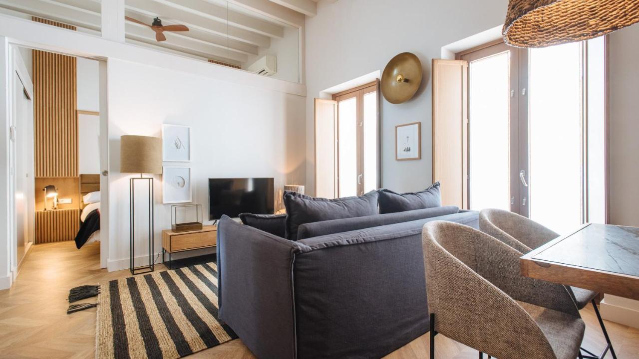 R26 Suites Sevilla Εξωτερικό φωτογραφία