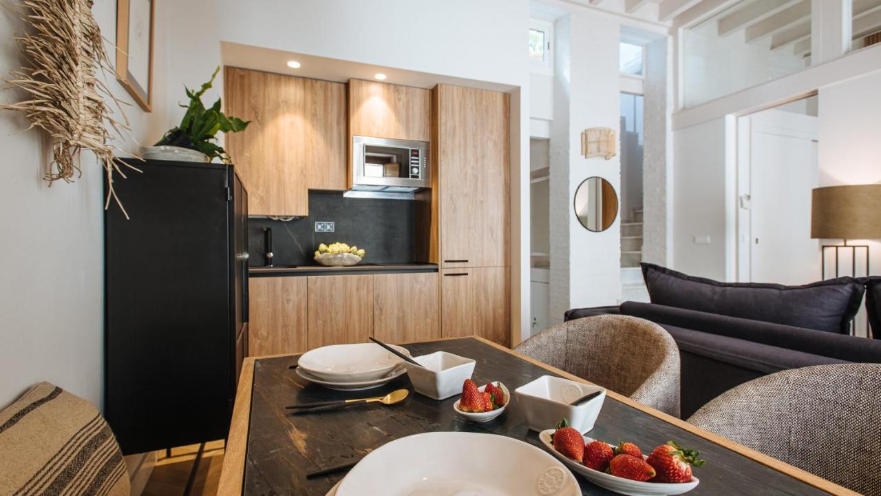 R26 Suites Sevilla Εξωτερικό φωτογραφία