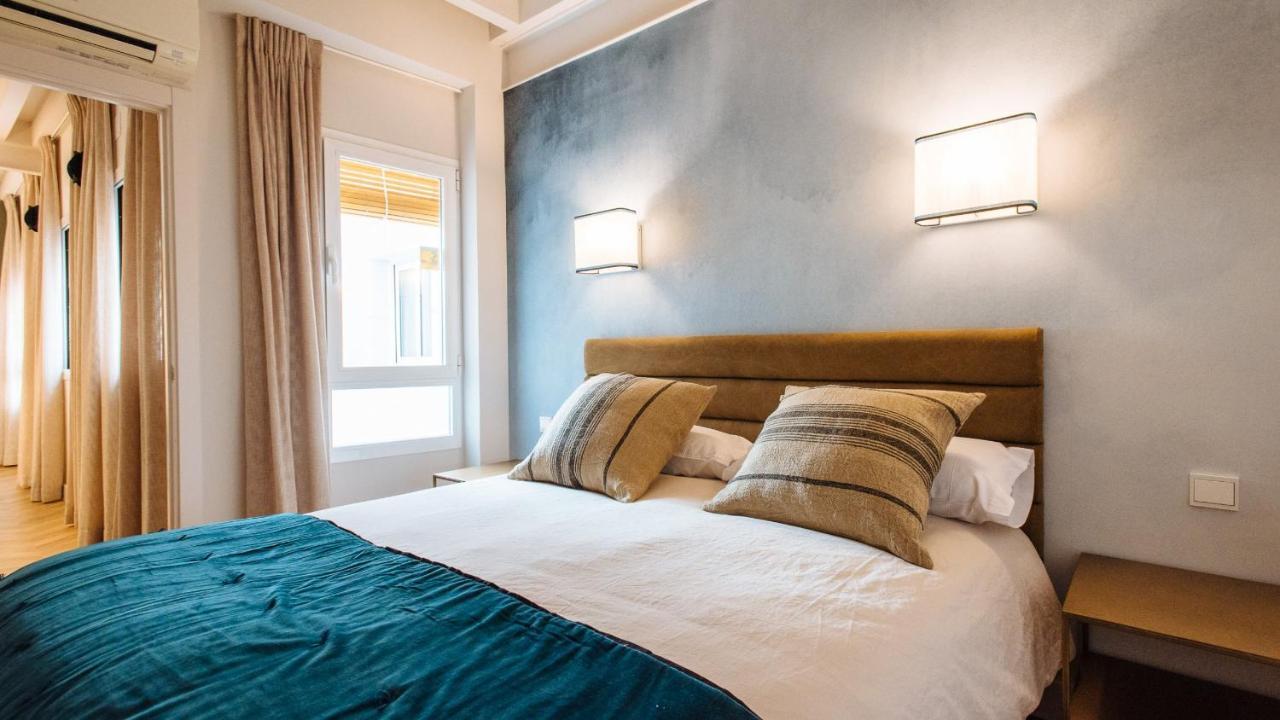 R26 Suites Sevilla Εξωτερικό φωτογραφία