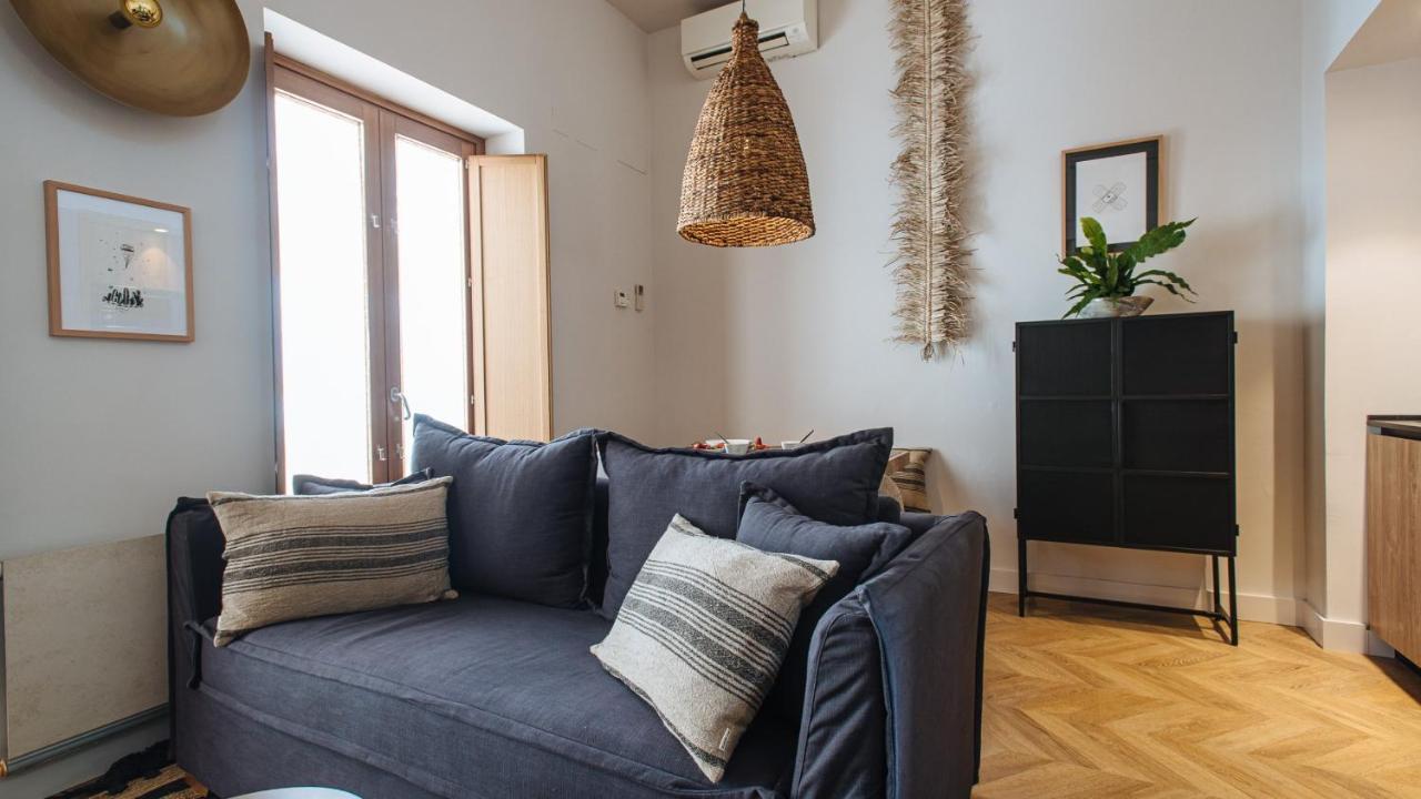 R26 Suites Sevilla Εξωτερικό φωτογραφία
