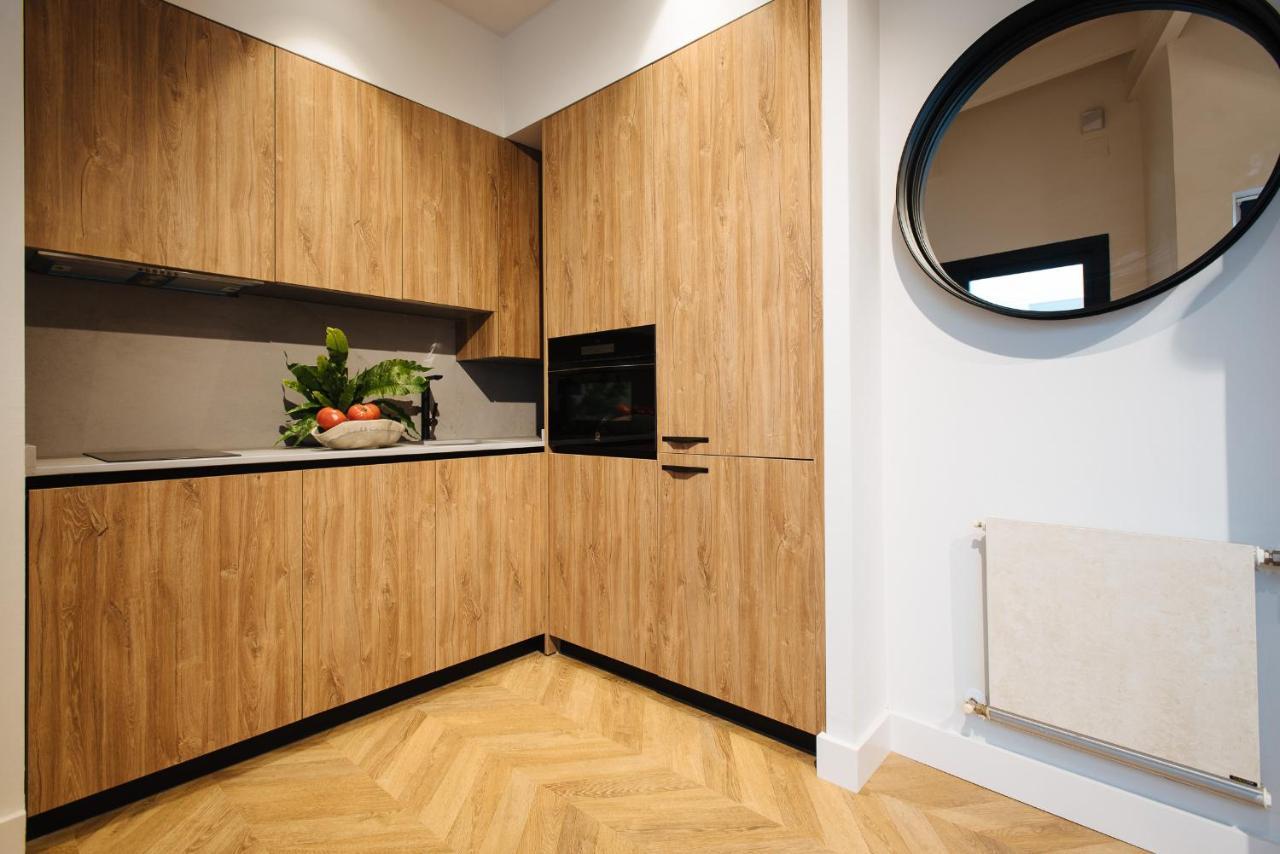 R26 Suites Sevilla Δωμάτιο φωτογραφία