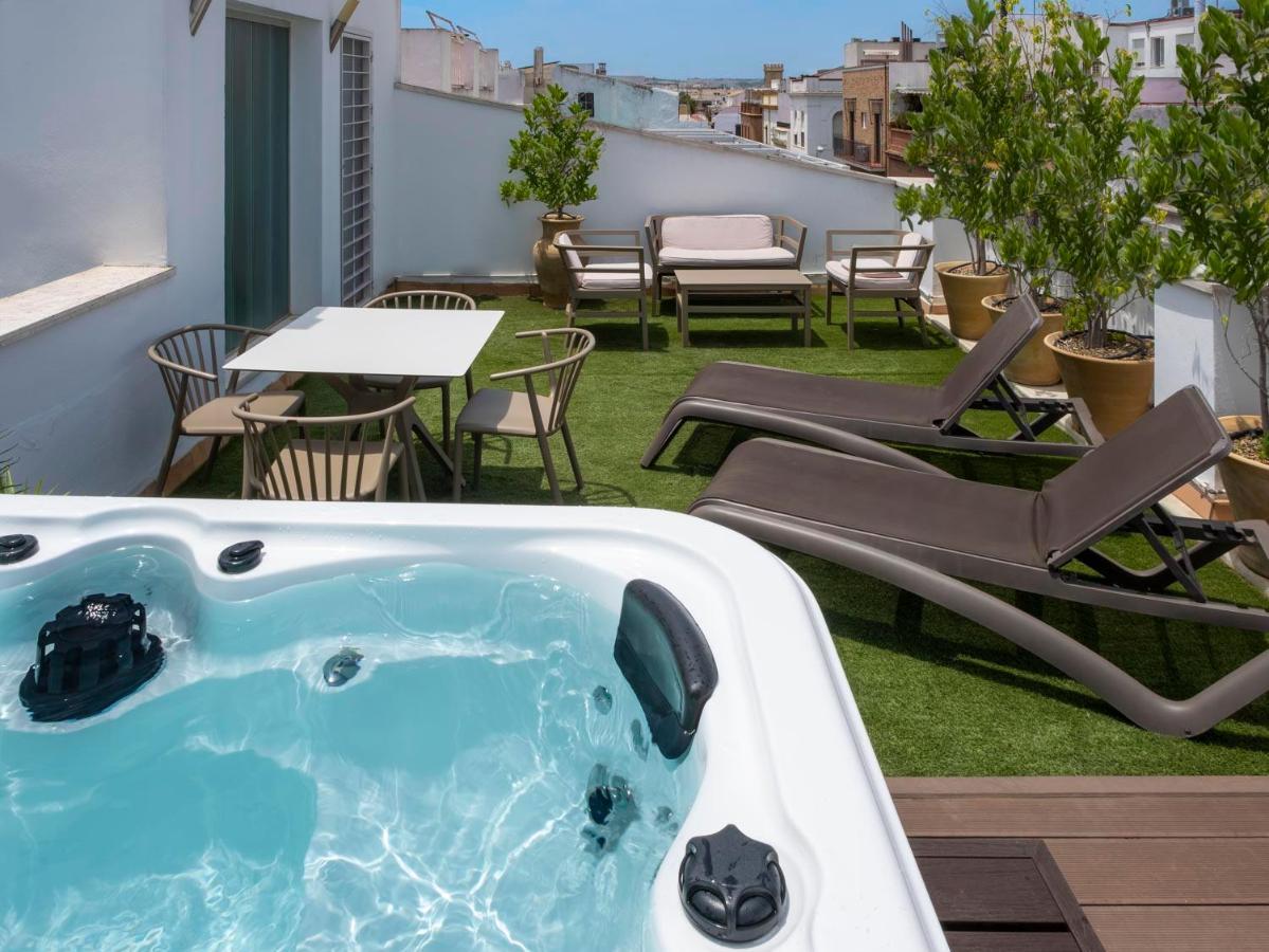R26 Suites Sevilla Εξωτερικό φωτογραφία