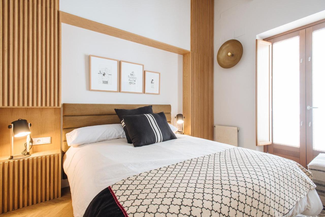 R26 Suites Sevilla Δωμάτιο φωτογραφία