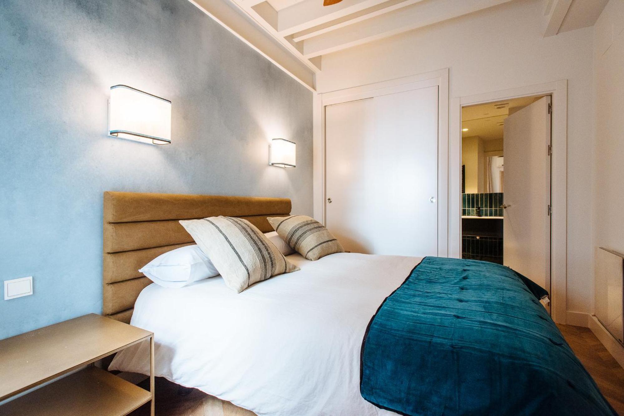 R26 Suites Sevilla Δωμάτιο φωτογραφία